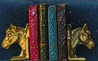 Dollhouse Miniature Horse Bookends W/Books